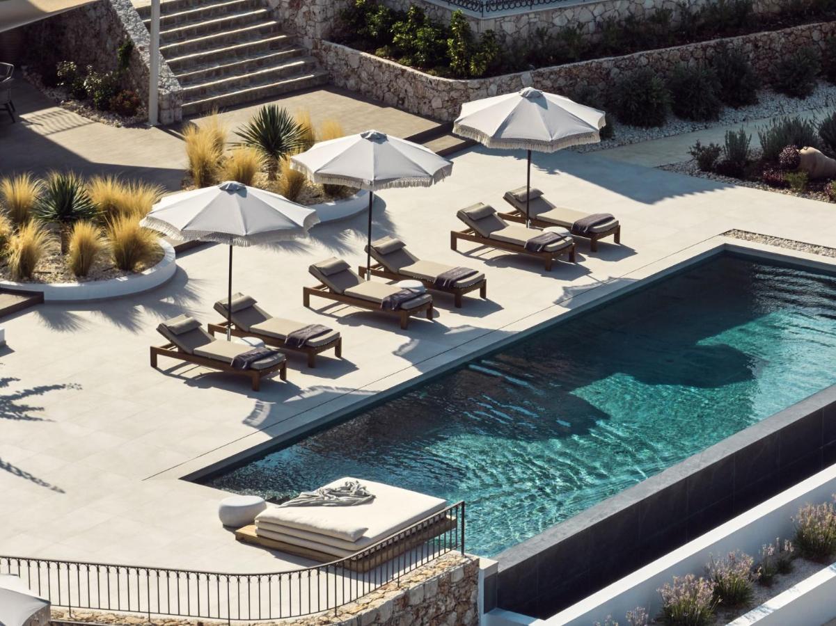 Rebek Luxury Villas & Suites อายิโอสนิโกลาโอส ภายนอก รูปภาพ