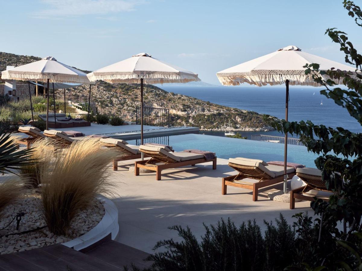 Rebek Luxury Villas & Suites อายิโอสนิโกลาโอส ภายนอก รูปภาพ