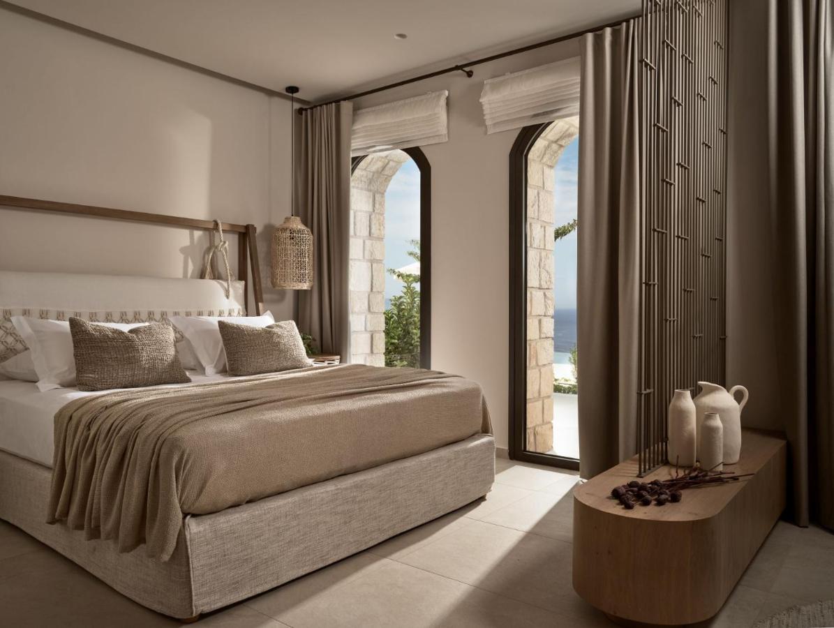 Rebek Luxury Villas & Suites อายิโอสนิโกลาโอส ภายนอก รูปภาพ