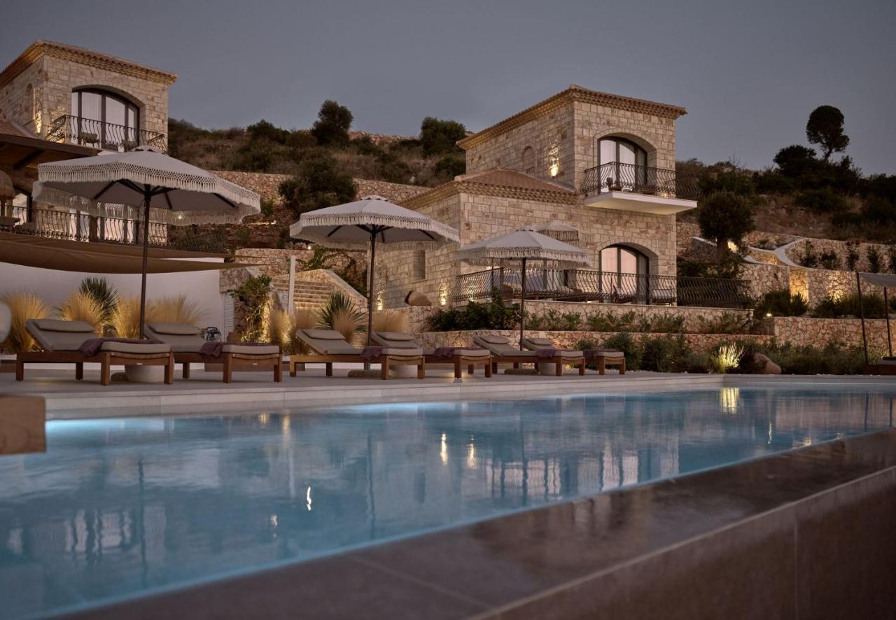Rebek Luxury Villas & Suites อายิโอสนิโกลาโอส ภายนอก รูปภาพ