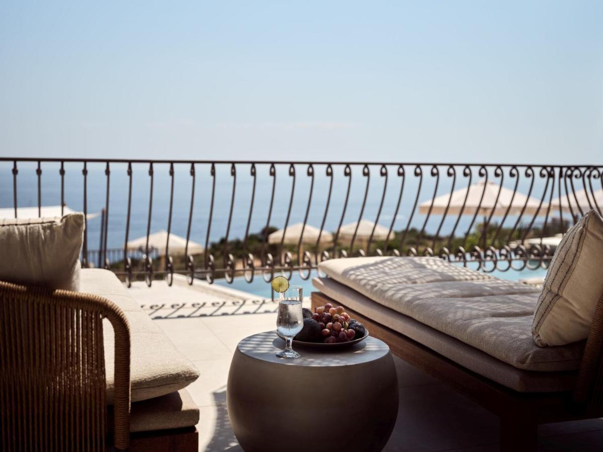 Rebek Luxury Villas & Suites อายิโอสนิโกลาโอส ภายนอก รูปภาพ